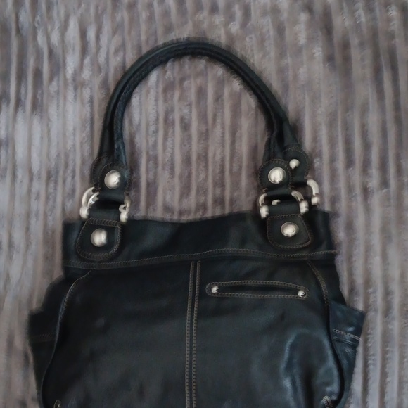 B Makowsky leather purse - Picture 2 of 4